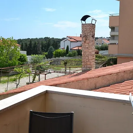 Guest house Brig 3*